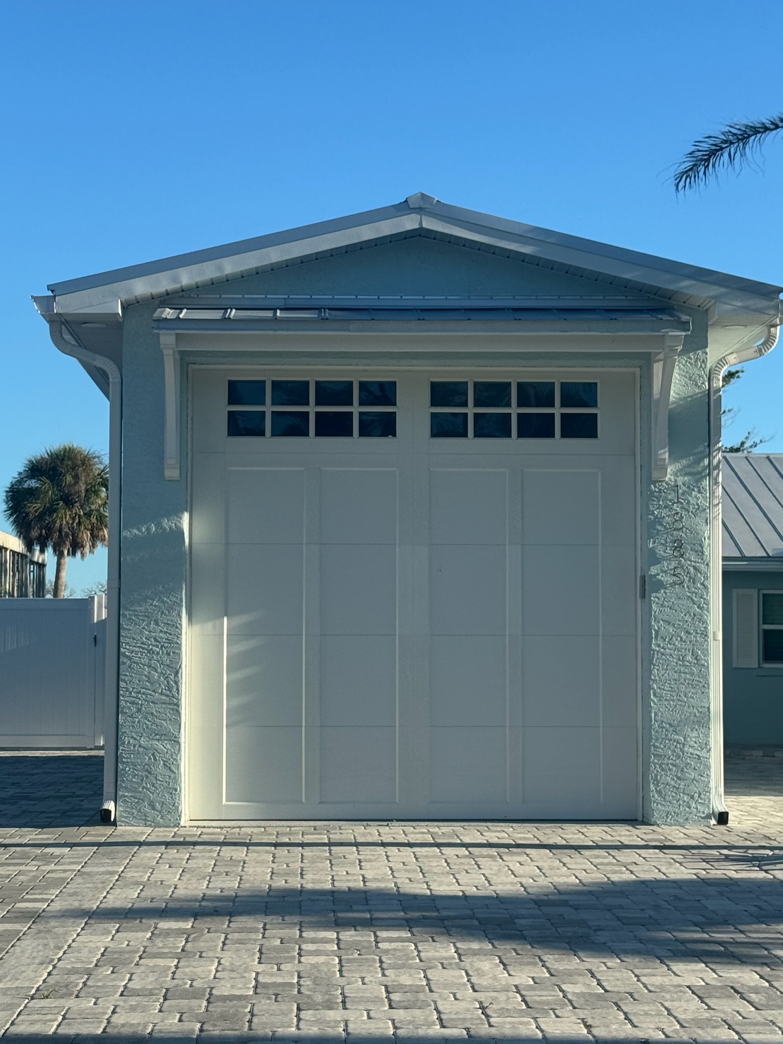 Garage Door 17