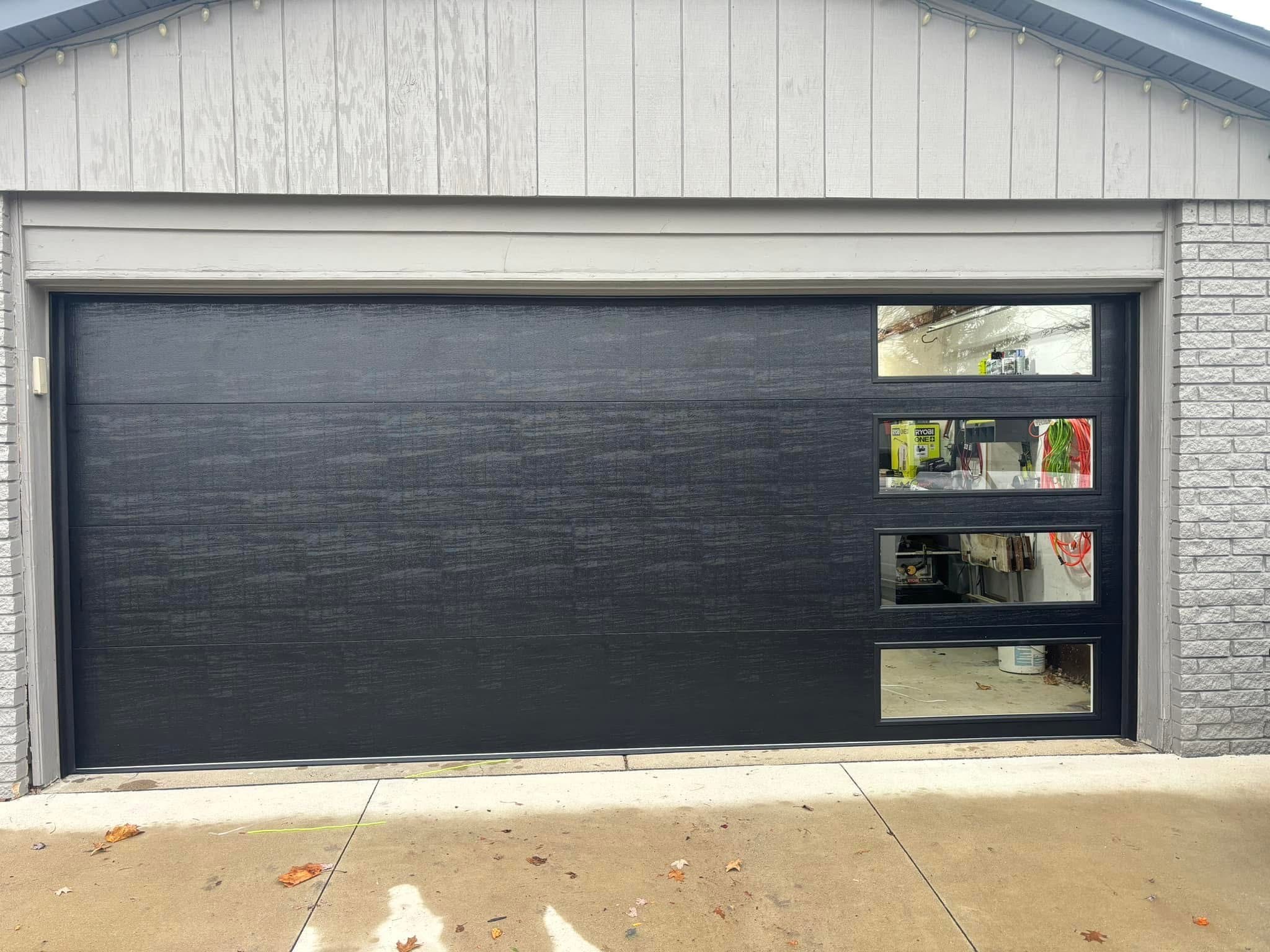Garage Door 85